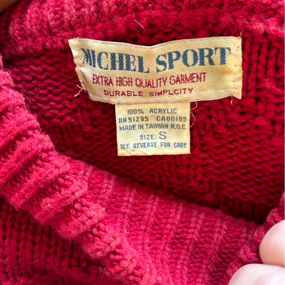 Michel Sport Red Sweater - Small - Excellent Condition - Picture 7 of 8